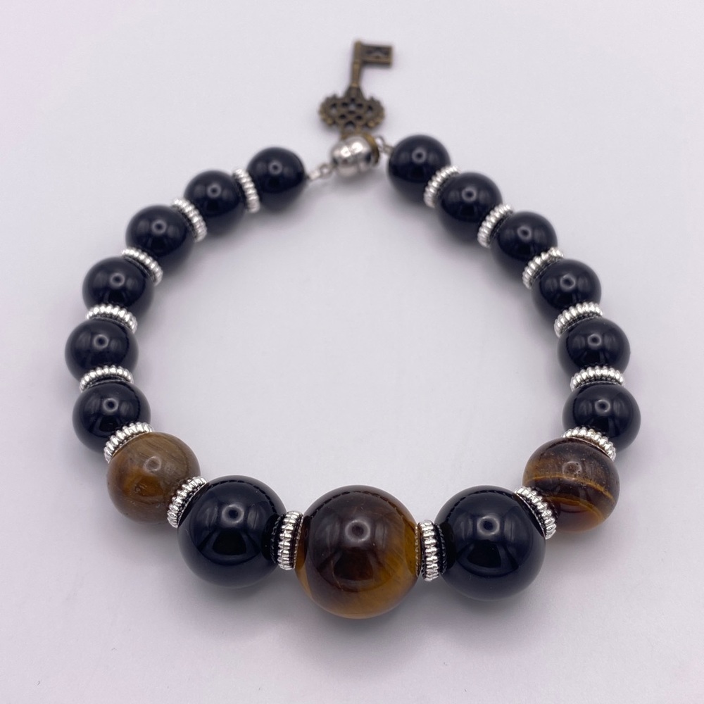 Tiger Eye and Onyx Bracelet with Key Charm; 8 Inch Length